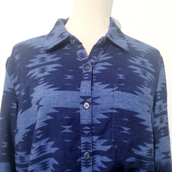 Dickies Women Button-Front Long Sleeve Shirt Southwest Print Medium 100% Cotton - Picture 2 of 10